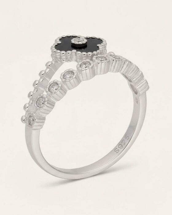 Anillo Trébol Ónix Plata