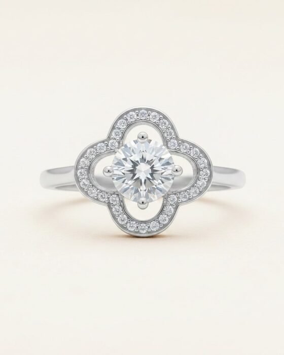 Anillo Plata Trébol Moissanita y Circones