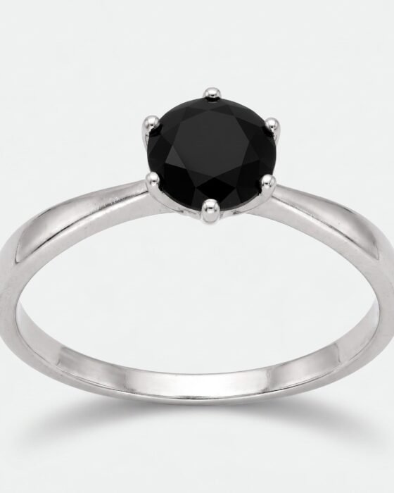Anillo Solitario Circón Ónix