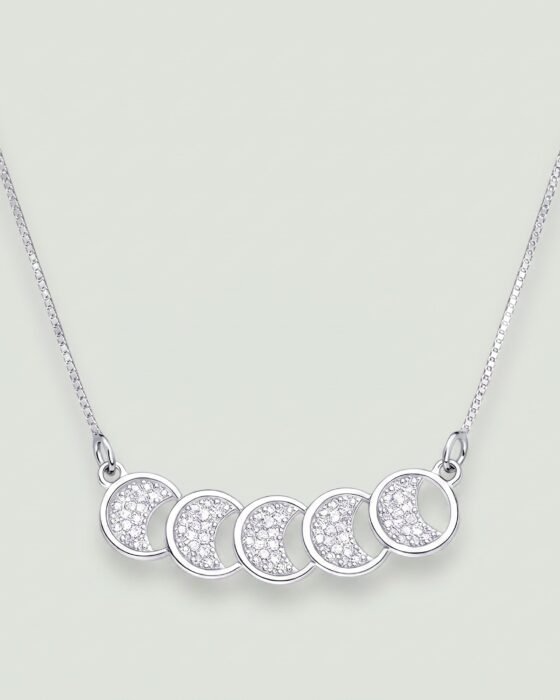 Collar Media Luna Circones